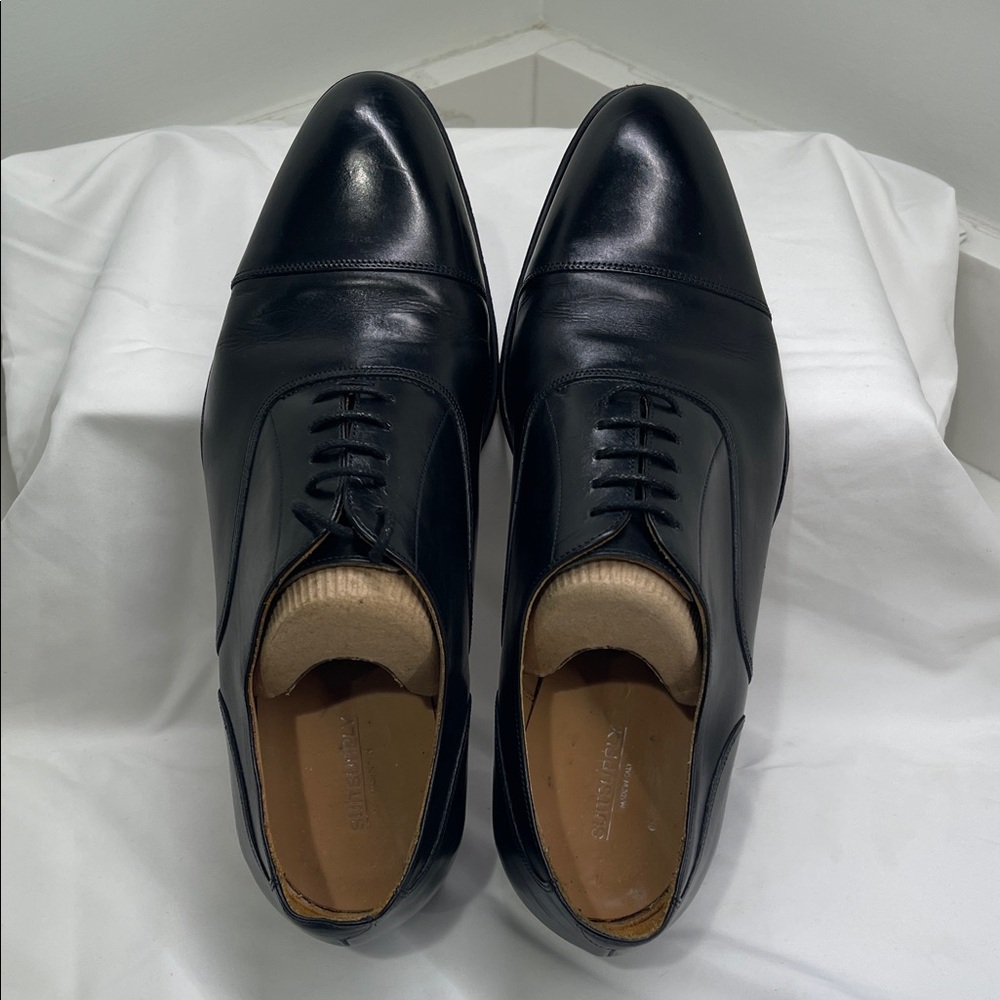 Suitsupply Classic Black Leather Oxfords. Italian made.
